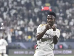 Vinicius Persembahkan Hattrick untuk Cristiano Ronaldo, Poin 4-1 10 Vinicius Persembahkan Hattrick untuk Cristiano Ronaldo, Poin 4-1