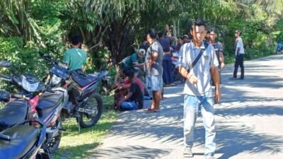 Jalan Hauling PT AJB Kembali Diblokir, Kali ini Warga Dirikan Pos Ronda di Tengah Jalan