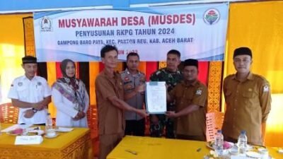 FOTO : Warga Baro Paya Gelar Musyawarah Desa (Musdes) Penyusunan RKPG Tahun 2024