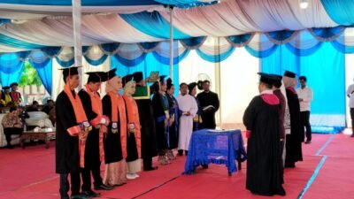 UNH Wisuda 229 Sarjana, Lulusan Diminta Dapat Berkiprah di Masyarakat