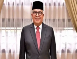 Mendagri Alihkan Jabatan Pj Gubernur Aceh dari Marzuki ke Sekda Bustami