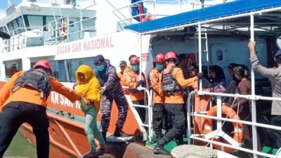 Basarnas Aceh Evakuasi Warga Etnis Rohingya di Laut, Korban Meninggal Belum Bisa Dipastikan