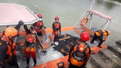Tak Ada Akhirnya, Enam Mayat Etnis Rohingya Kembali Ditemukan di Laut Aceh Jaya, Satu di Aceh Barat