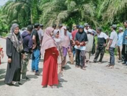 Dianggap Ganggu Kenyamanan, Jalan Hauling Batu Bara PT IPE Diblokir Warga