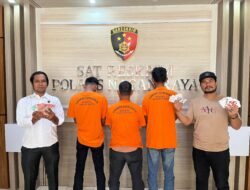 Tiga Penjudi di Nagan Raya Diringkus Polisi 12 Tiga Penjudi di Nagan Raya Diringkus Polisi