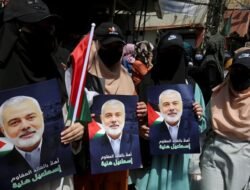 Khamenei Perintahkan Iran Serang Israel, Balas Pembunuhan Ismail Haniyeh
