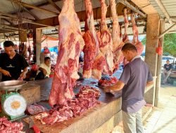 Pasar Induk Lambaro Masih Stabil, Harga Daging Rp140 Ribu/Kg