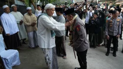 Silaturahmi ke Ponpes Al-Hamidy Banyuanyar, Minta Dukungan Ulama Demi Jaga NKRI