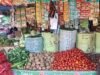 Harga Bawang Merah Anjlok Tajam, Cabai Hijau Melonjak di Pasar Keutapang