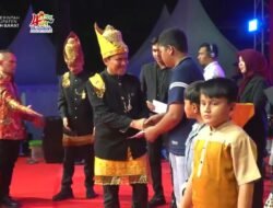 Santunan Anak Yatim Warnai Opening Ceremony HUT Meulaboh ke-437 12 Santunan Anak Yatim Warnai Opening Ceremony HUT Meulaboh ke-437