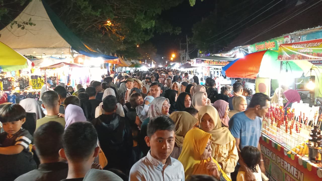 Ribuan Warga Padati Perayaan HUT ke-437 Meulaboh 3