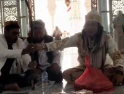 Pengelola Masjid Raya Baiturrahman Bantah Izin Ritual Peusijuk Tongkat untuk Pengobatan